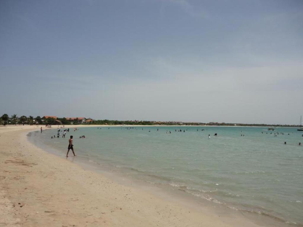 Naaval Hotel Batticaloa Eksteriør billede