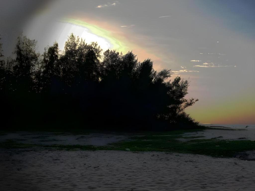 Naaval Hotel Batticaloa Eksteriør billede